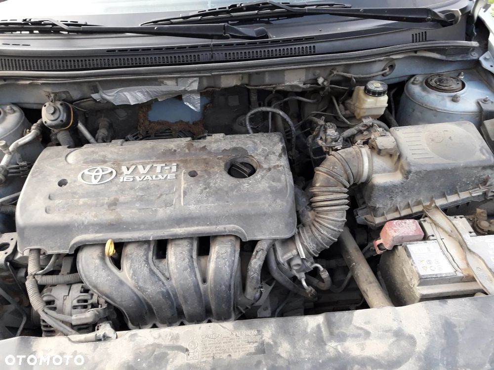 Toyota Corolla 1.6 VVT-i Dynamic - 15