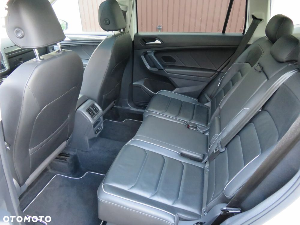 Volkswagen Tiguan - 12
