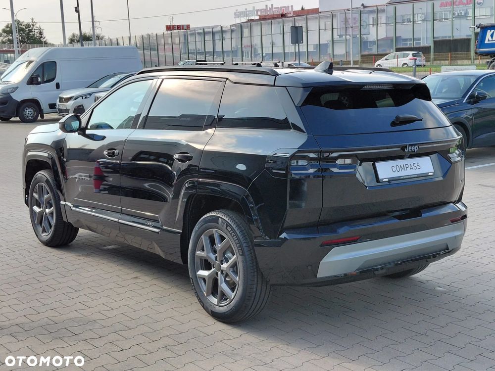 Jeep Compass 1.2 T3 mHEV Summit FWD DCT - 6