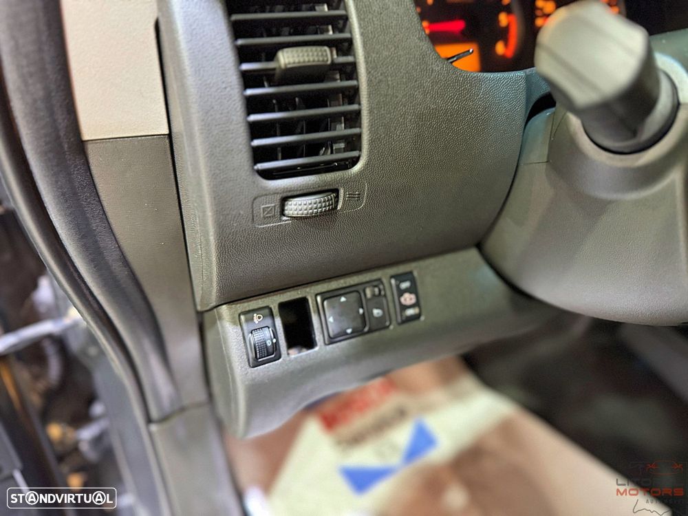 Nissan Navara 2.5 dCi CD Pilot - 19