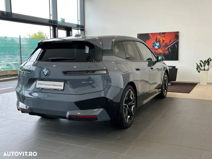 BMW iX xDrive40 - 5