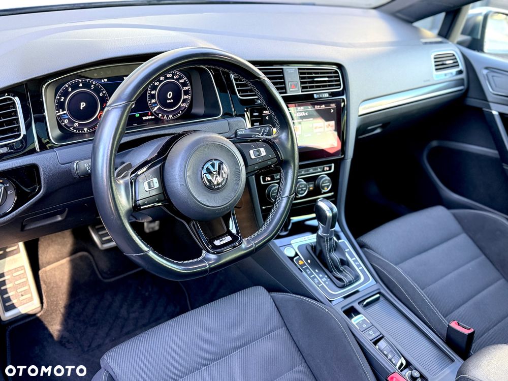 Volkswagen Golf - 15