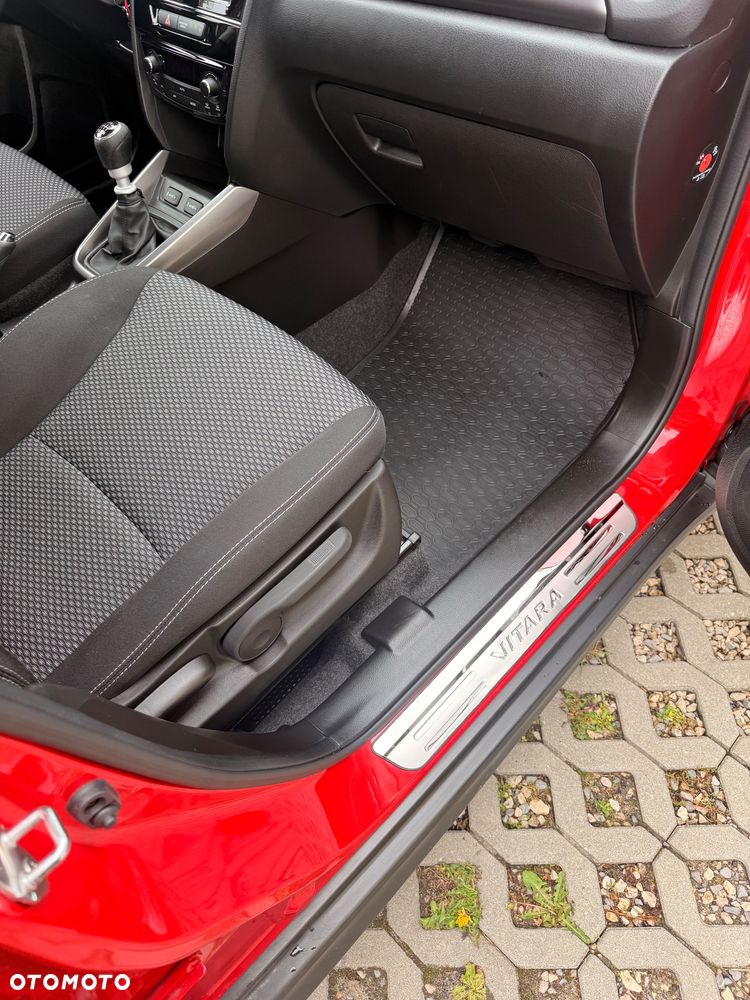 Suzuki Vitara 1.4 Boosterjet mHEV Premium Plus 2WD - 13