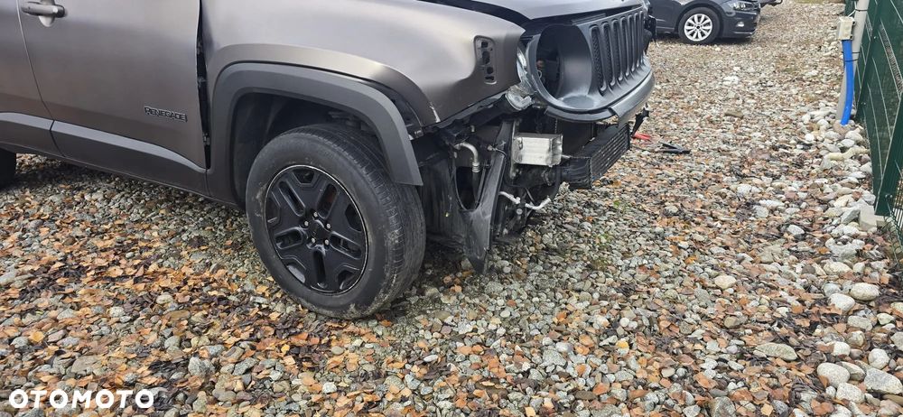 Jeep Renegade - 10
