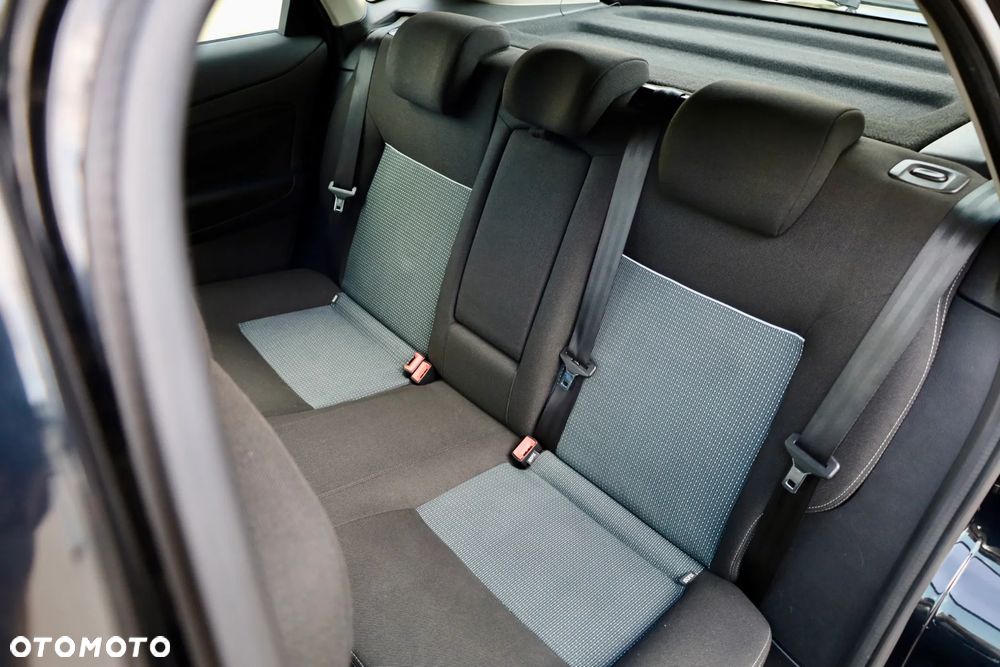 Ford Mondeo - 8