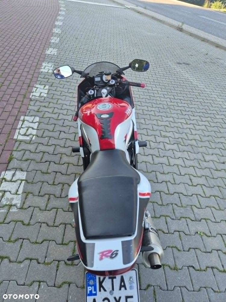 Yamaha R6 - 8
