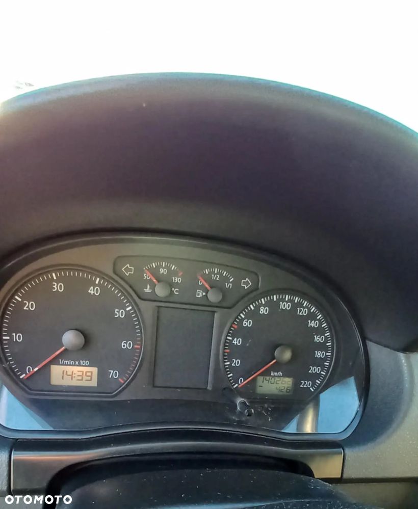 Volkswagen Polo - 14