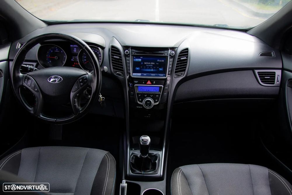 Hyundai i30 SW 1.6 CRDi GO! - 56
