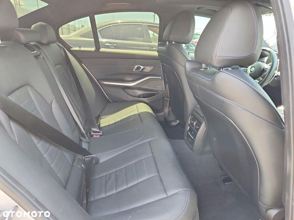 BMW Seria 3 - 8