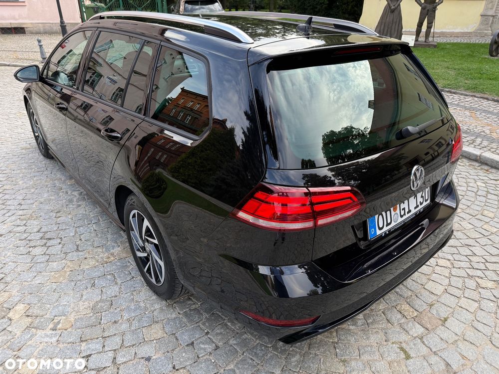 Volkswagen Golf 1.6 TDI SCR DSG IQ.DRIVE - 6