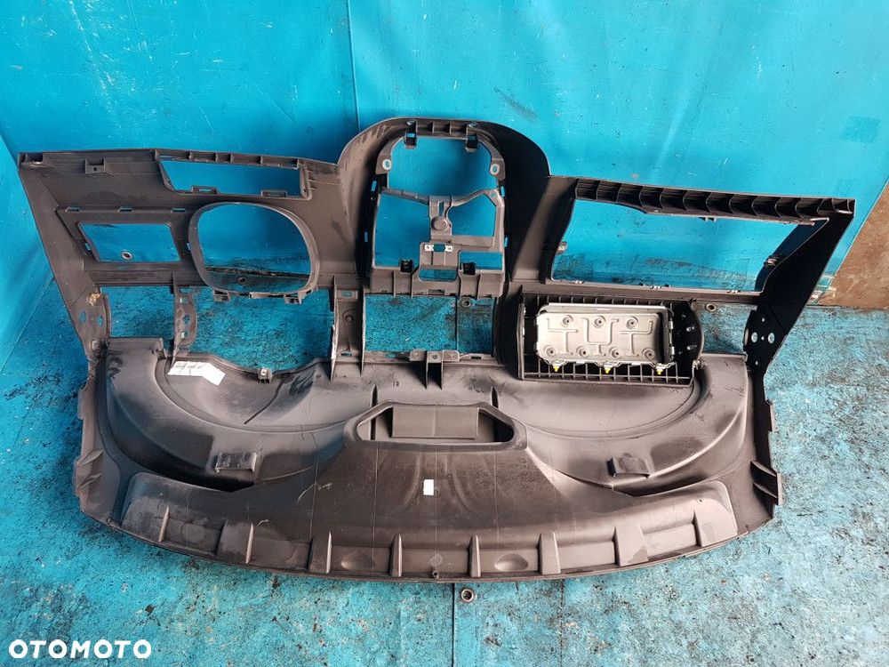 VW FOX DESKA ROZDZIELCZA - 3