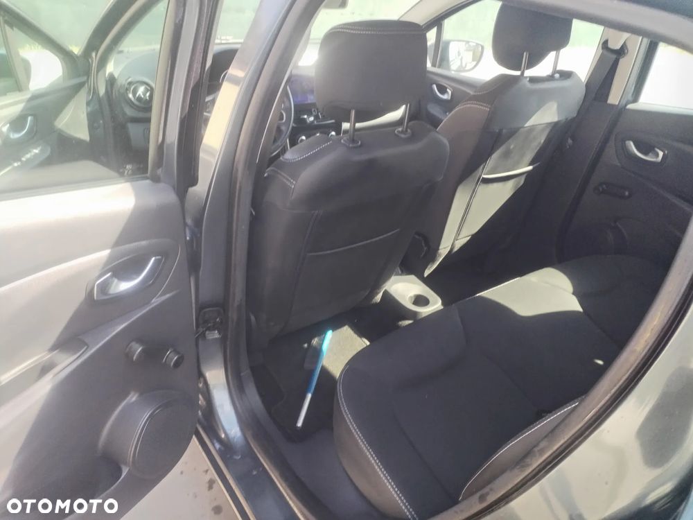 Renault Clio 0.9 TCe Alize EU6 - 21