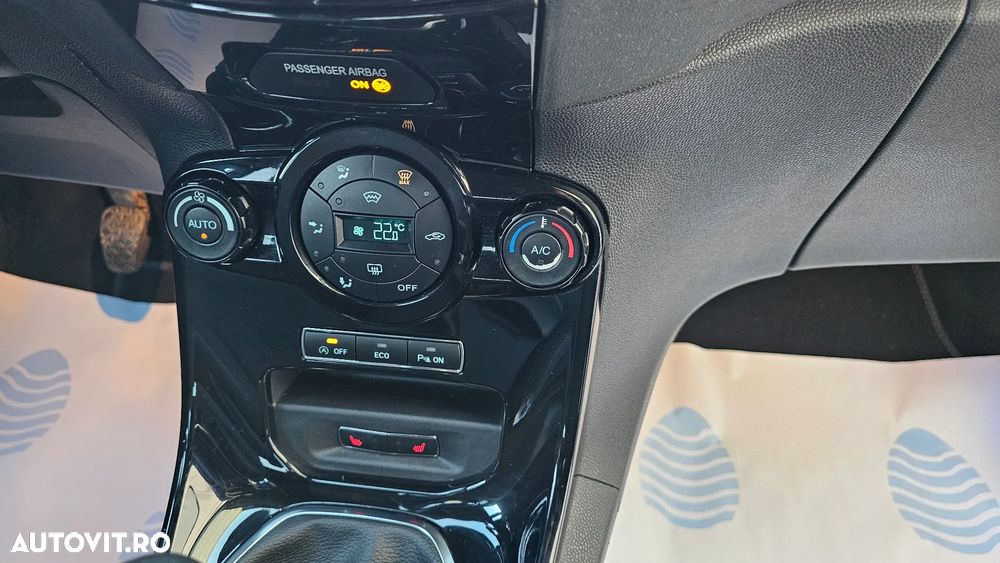 Ford Fiesta 1.0 EcoBoost Start-Stop Titanium - 11