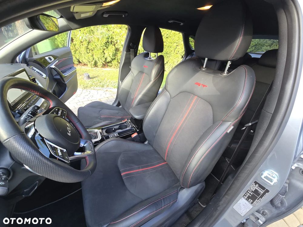 Kia ProCeed 1.6 T-GDI GT DCT - 17