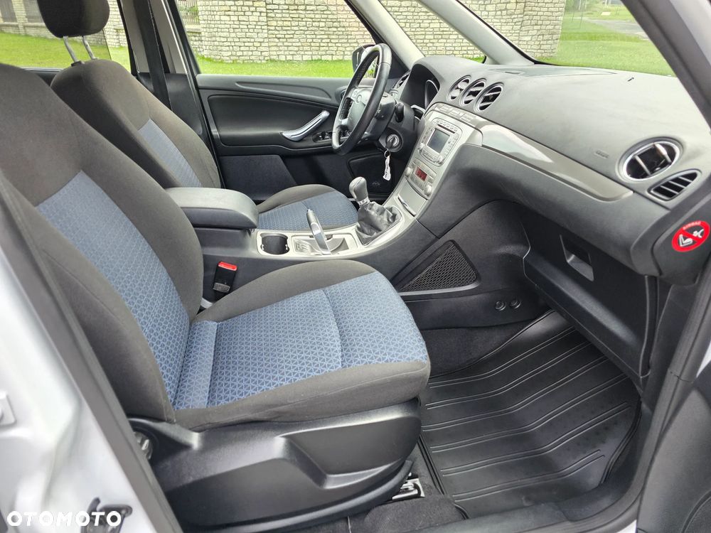 Ford Galaxy 2.0 Business Edition - 9
