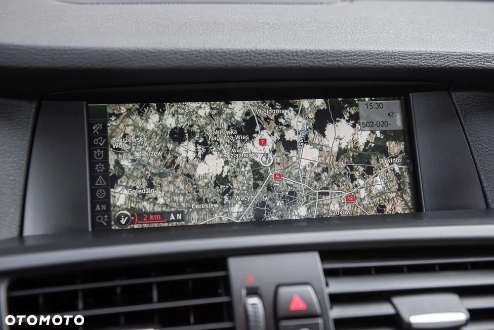 BMW X3 xDrive35i Sport-Aut - 24