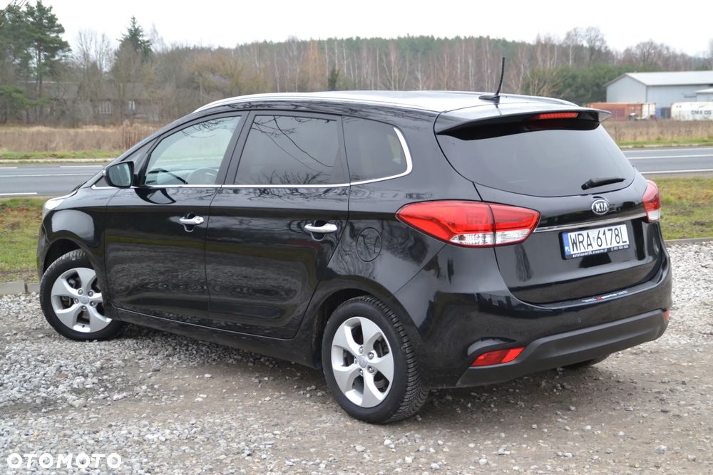 Kia Carens 1.6 GDI Business Line 7os EU6 - 17