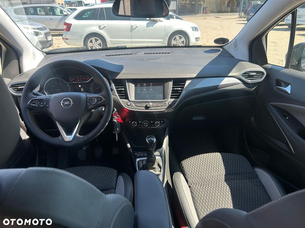 Opel Crossland X 1.2 T Design Line S&S - 16