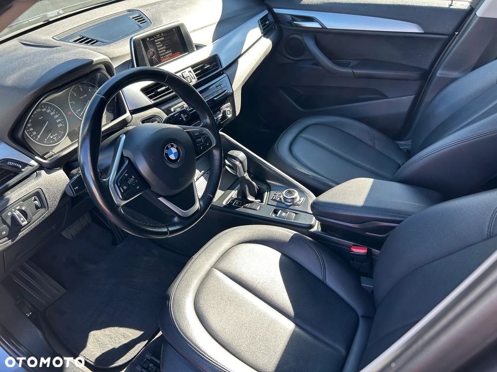 BMW X1 sDrive18d - 13