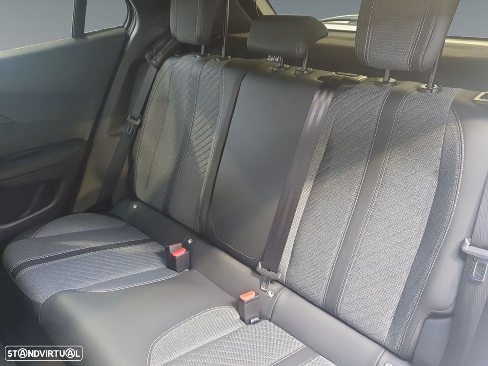 Peugeot 2008 1.2 Hybrid Allure e-DCS6 - 14