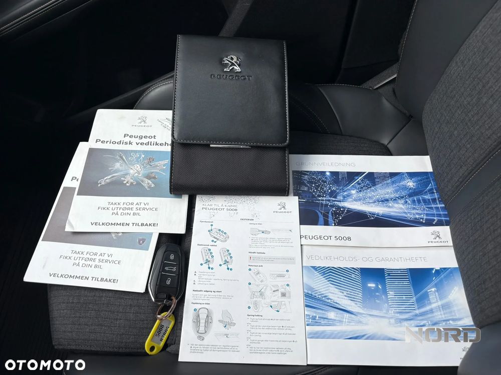 Peugeot 5008 THP 165 EAT6 Allure - 35