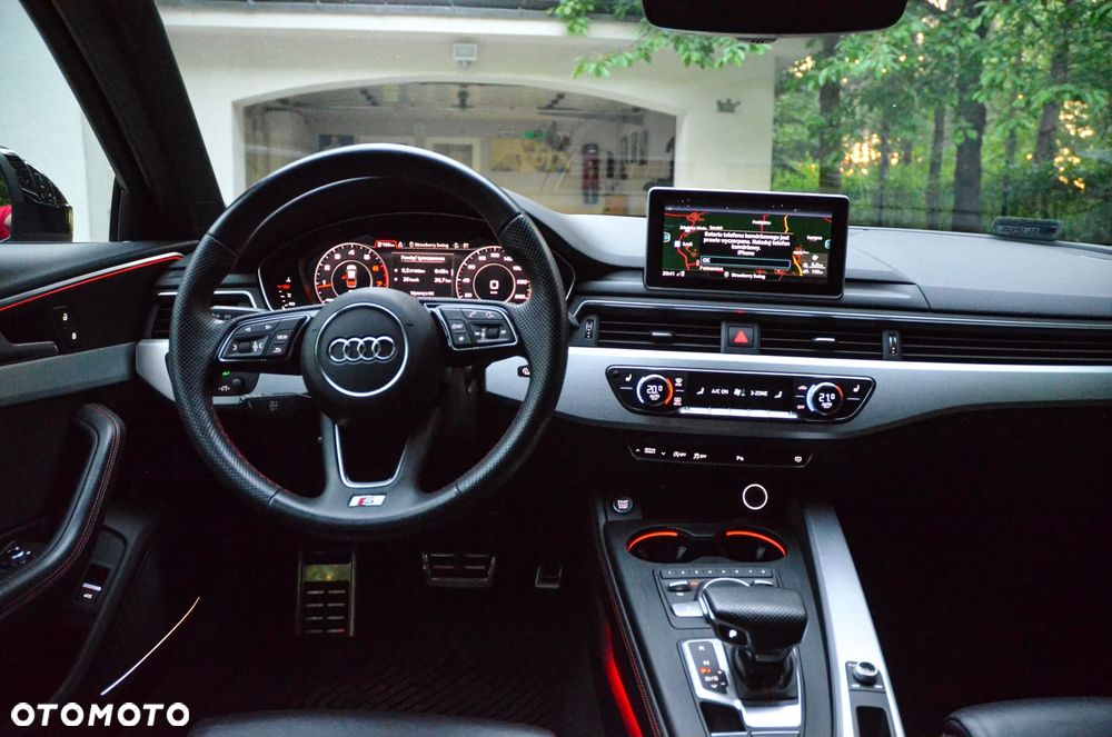 Audi A4 Limousine 35 TFSI mHEV S Line S tronic - 40