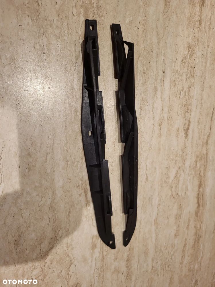 Ślizg mocowanie  zderzaka lewy prawy komplet  przód VW  CADDY II, POLO, POLO CLASSI  95- 6K5807183 - 2