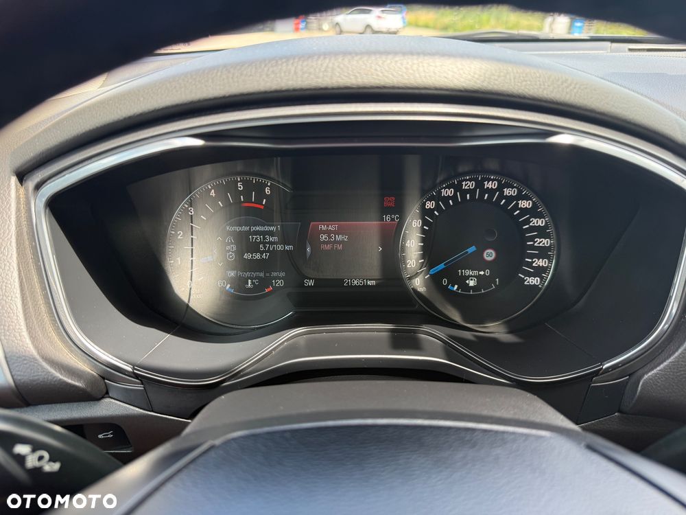 Ford Mondeo 2.0 TDCi Allrad Titanium - 25