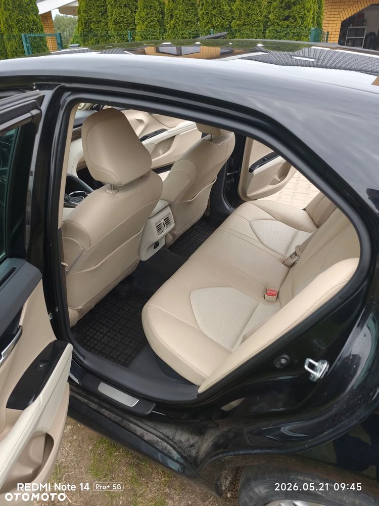 Toyota Camry 2.5 Hybrid Executive CVT - 15