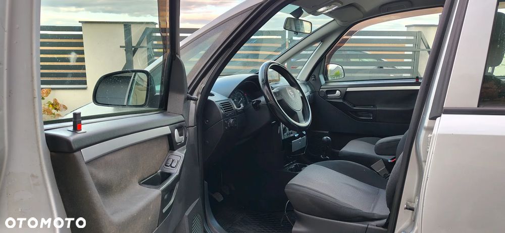 Opel Meriva - 14