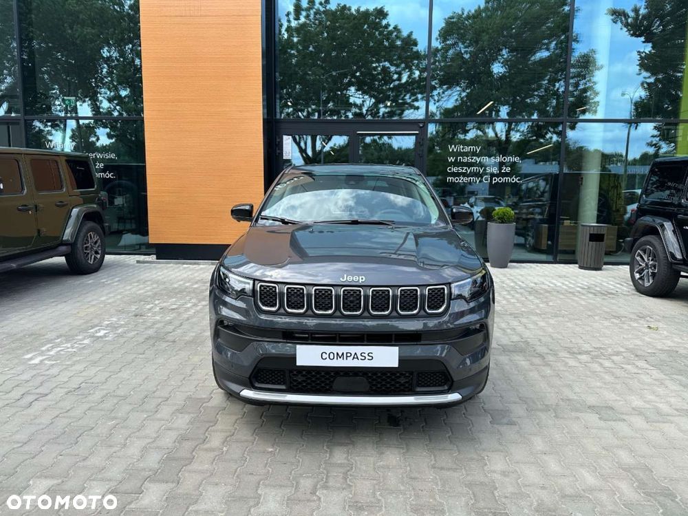 Jeep Compass - 3