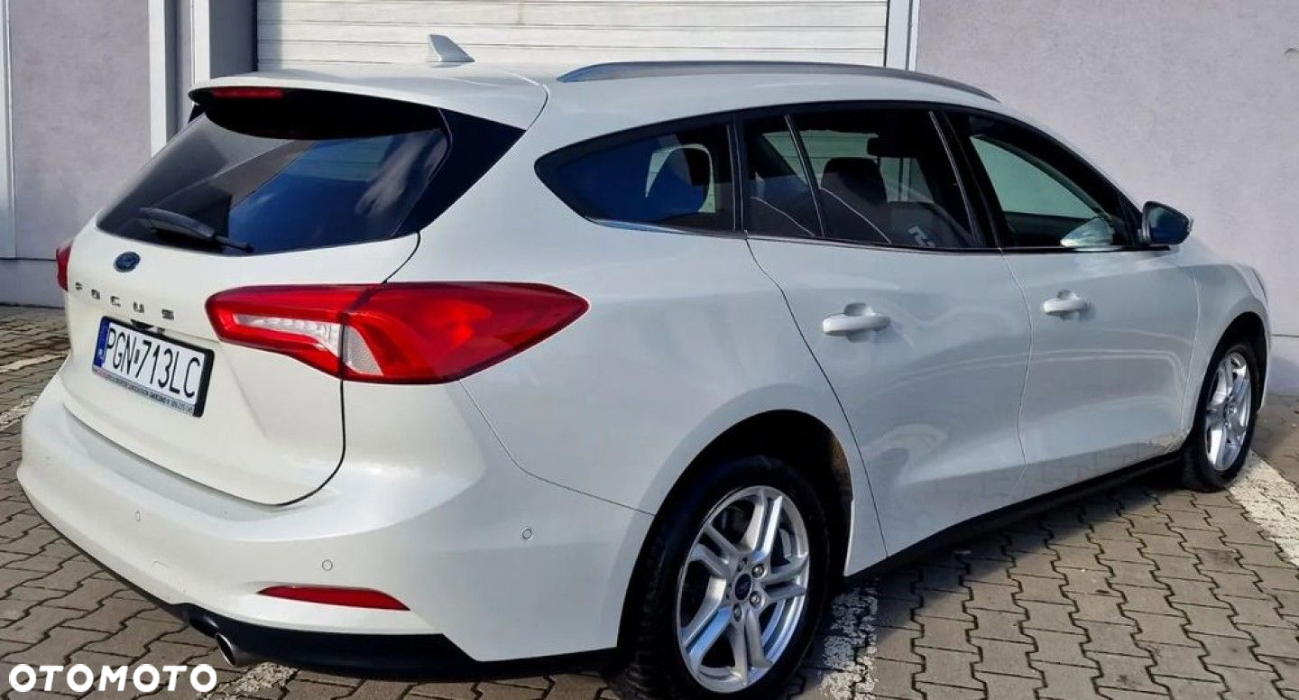 Ford Focus - 2