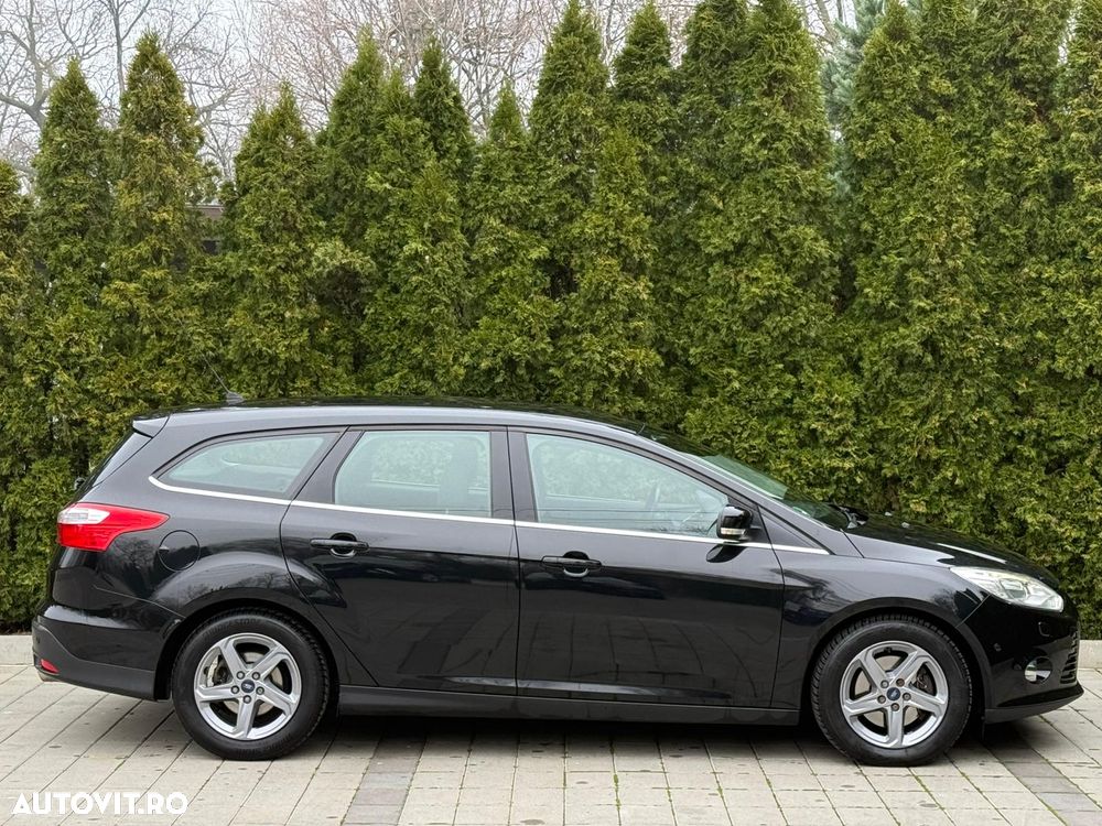 Ford Focus 2.0 TDCI DPF Titanium - 14