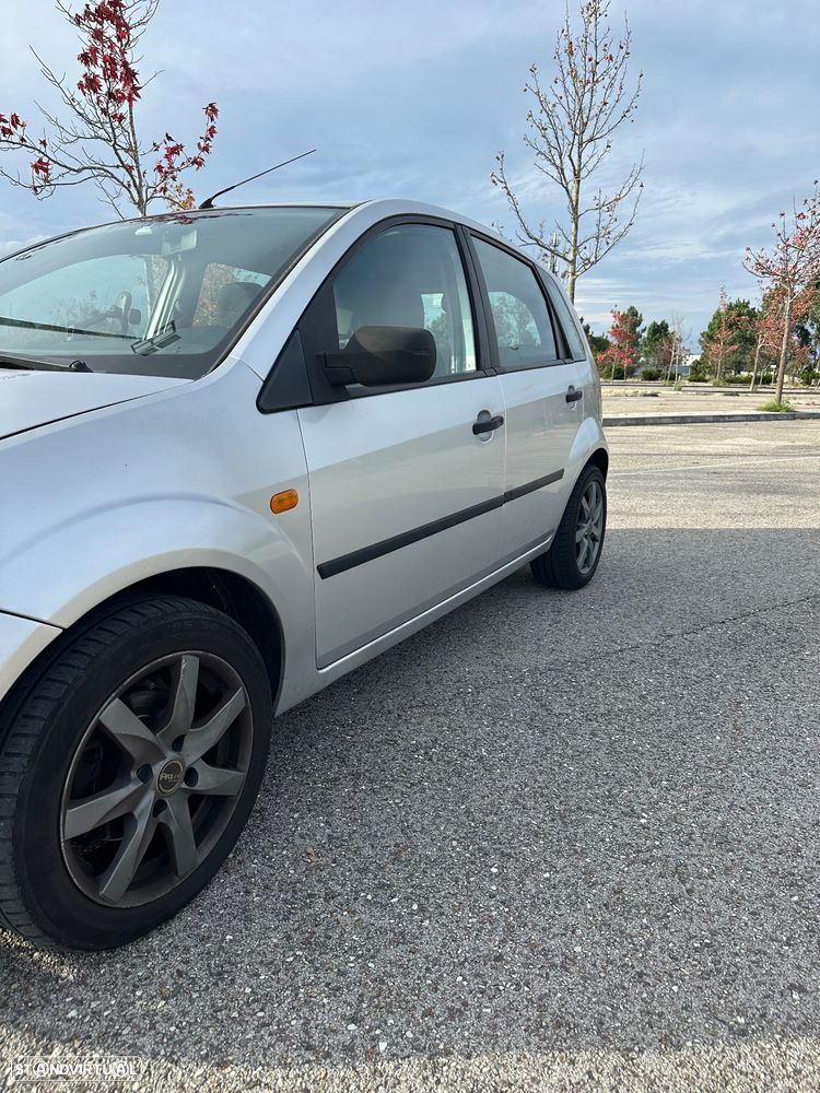 Ford Fiesta 1.4 TDCI Ghia - 2