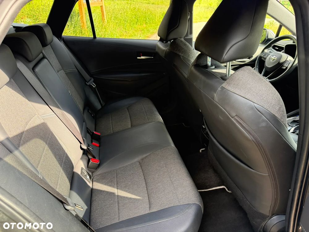 Toyota Corolla 1.8 Hybrid Style - 10