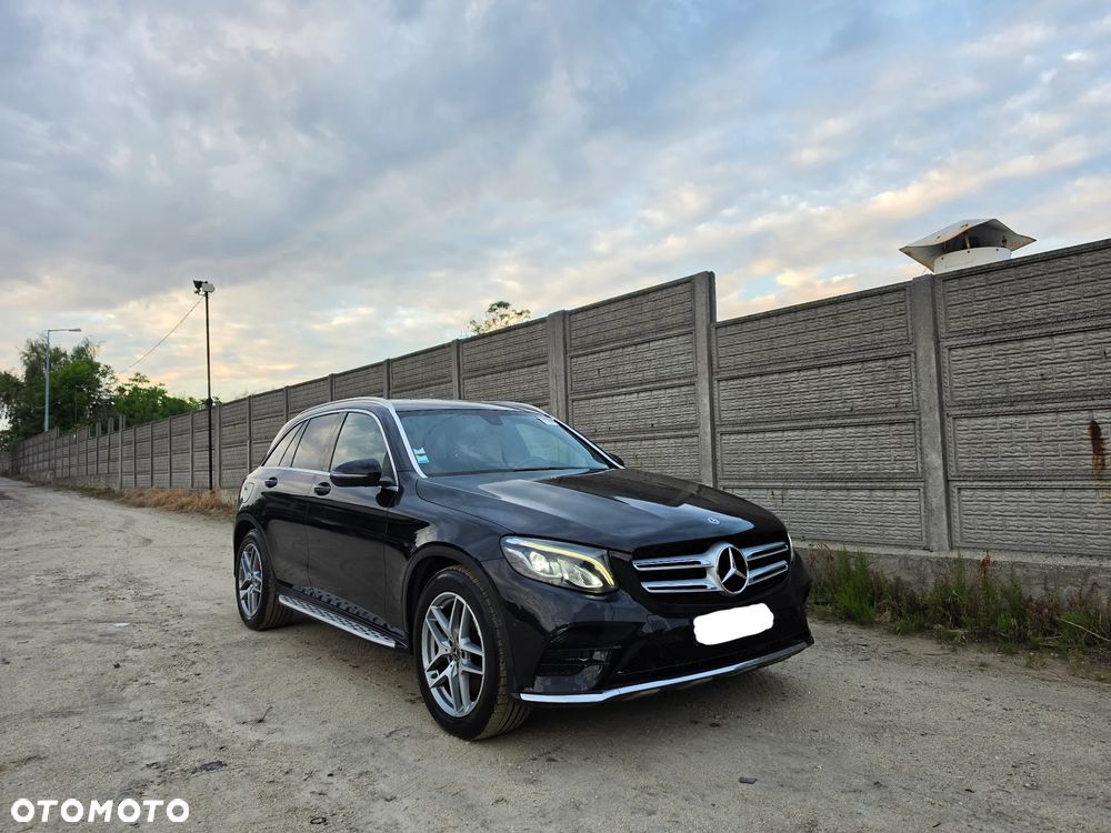 Mercedes-Benz GLC 250 d 4Matic 9G-TRONIC AMG Line - 1