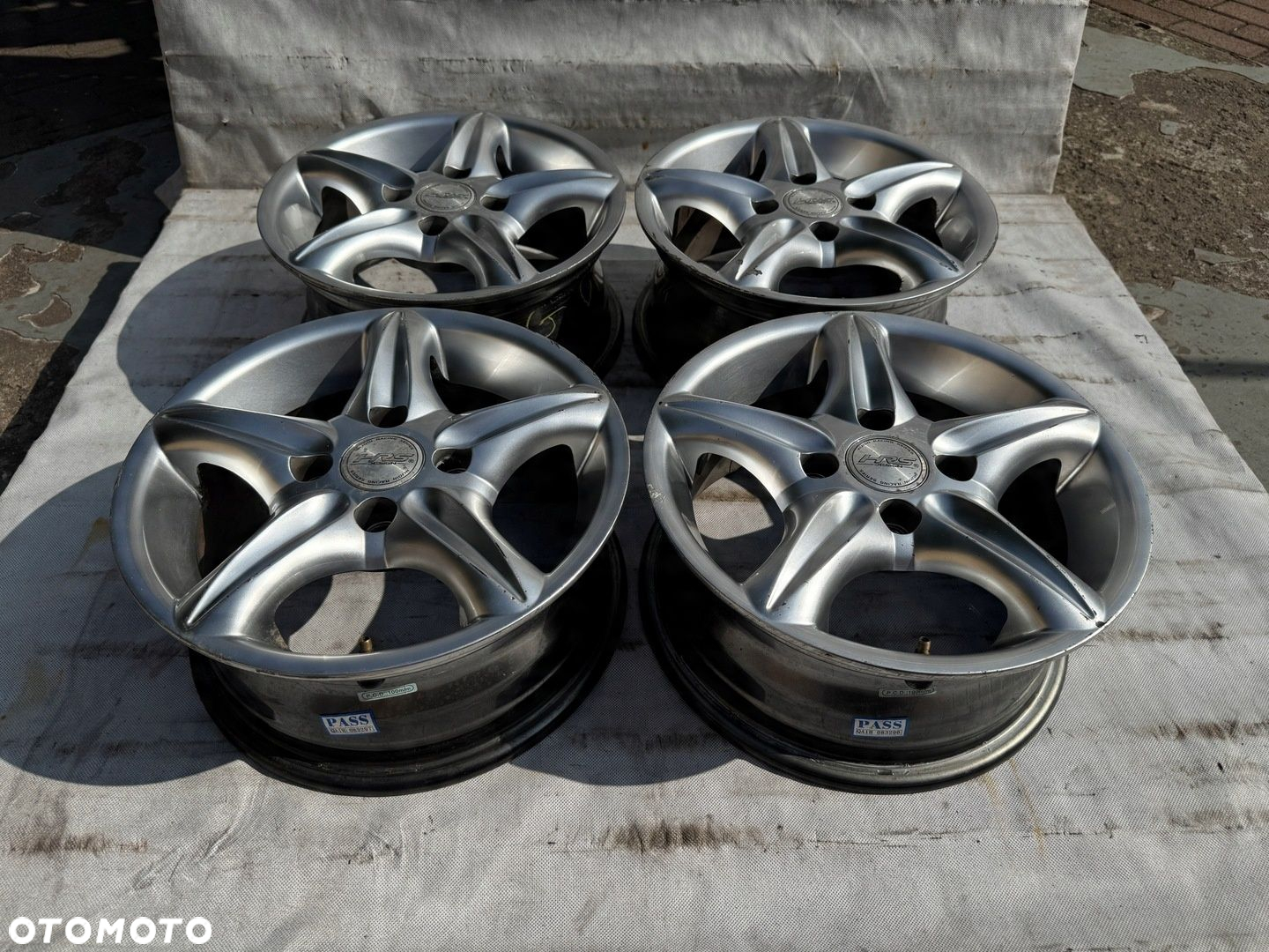 Felgi HRS 4x100 5,5J 13" ET35 614 - 2