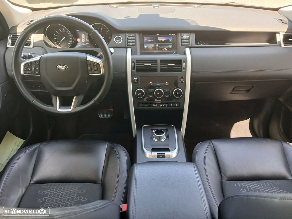 Land Rover Discovery Sport 2.0 TD4 HSE Luxury 7L Auto - 13