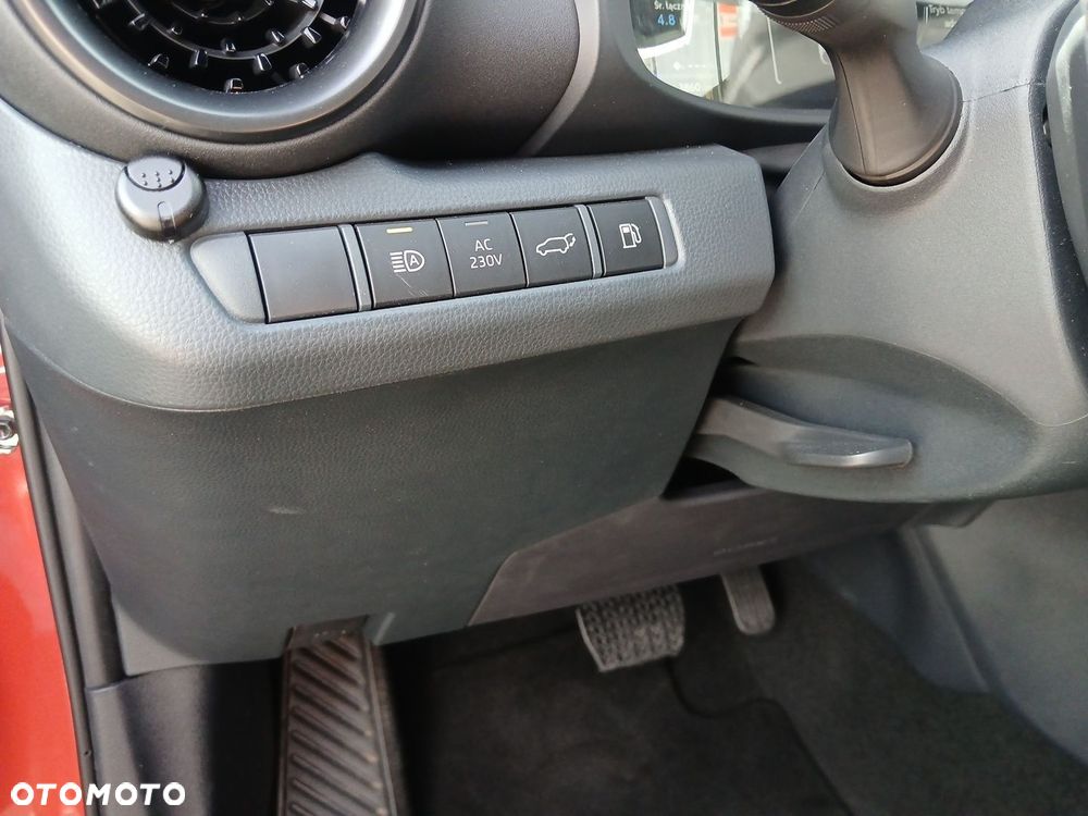 Toyota C-HR - 28