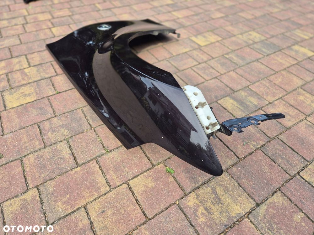 blotnik prawy lewy przod nissan 370z - 7