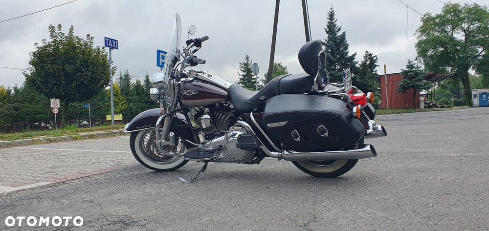 Harley-Davidson Touring Road King - 13