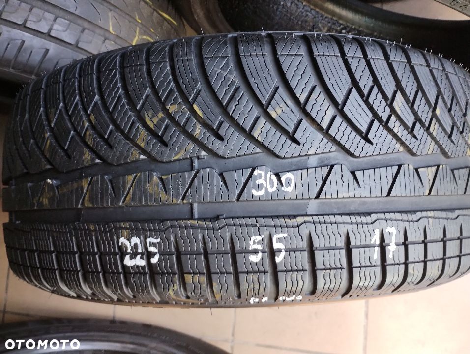 Michelin 225/55/17 nr 300 - 1