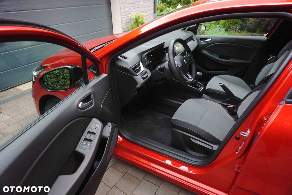 Renault Clio 1.0 TCe Evolution - 16
