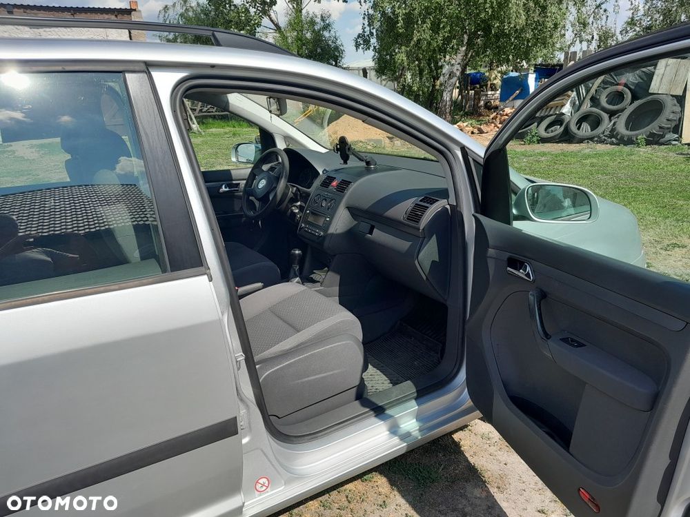 Volkswagen Touran 1.6 Basis - 7