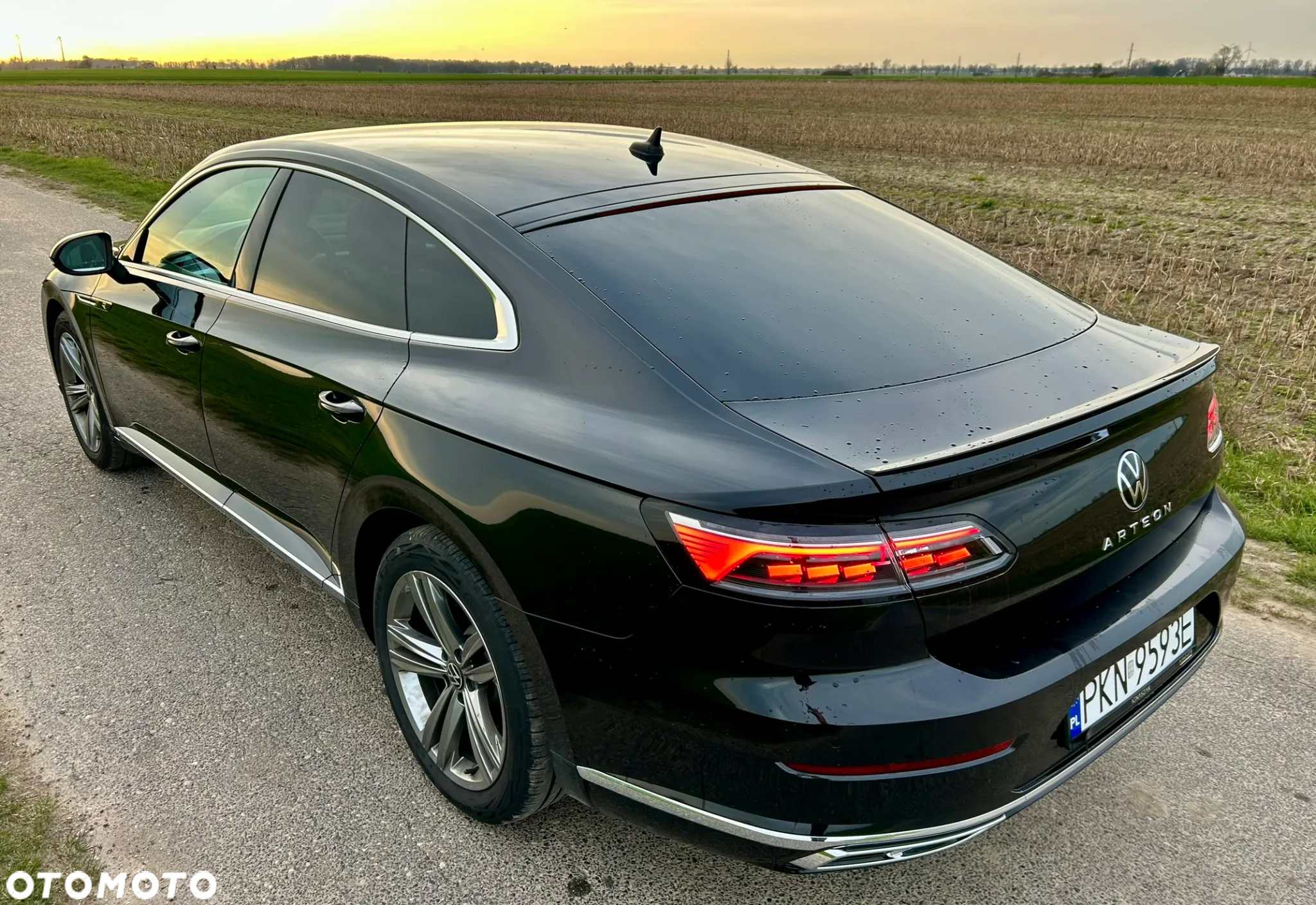 Volkswagen Arteon 2.0 TDI R-Line DSG - 4