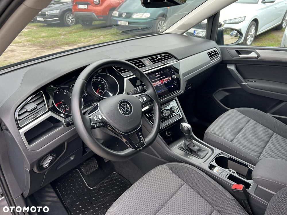 Volkswagen Touran 2.0 TDI BMT Comfortline DSG - 19