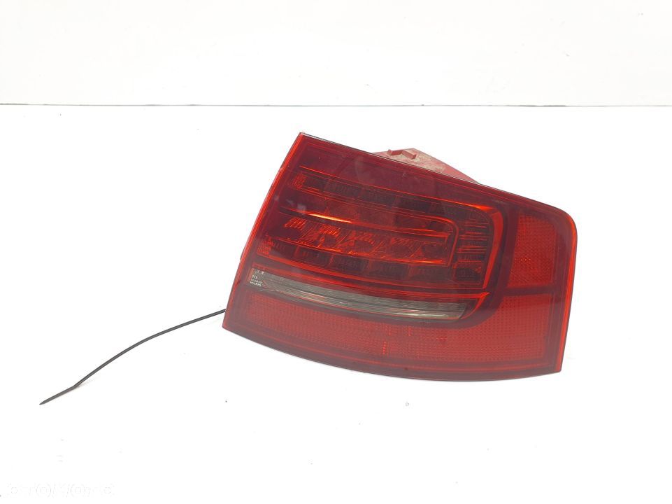 LAMPA PRAWA TYŁ AUDI A8 D3 II LIFT 4E0945096H - 1