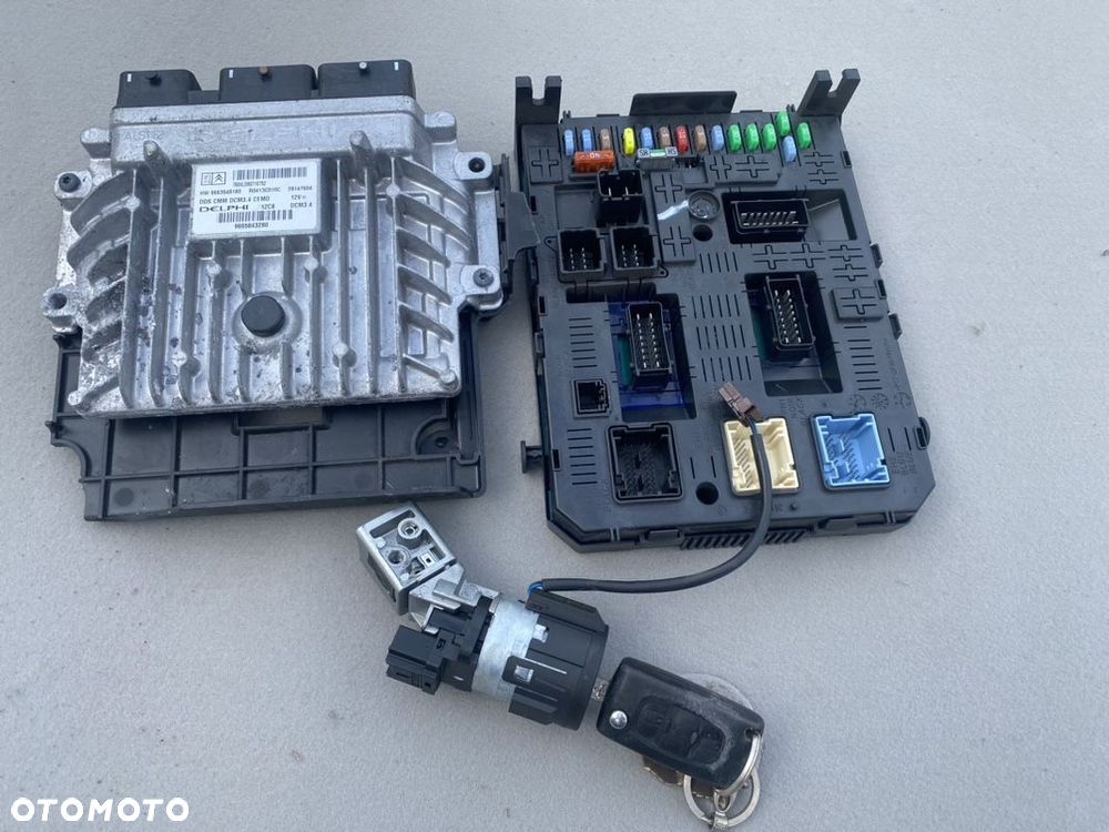 CITROEN C5 III X7 2.0 HDI STEROWNIK SILNIKA ZESTAW STARTOWY KOMPUTER 9665843280 9663548180 - 1