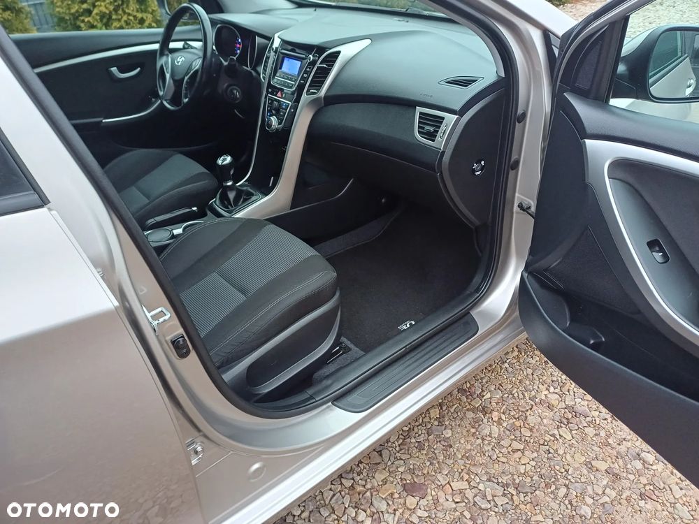 Hyundai i30 1.6 Style - 10