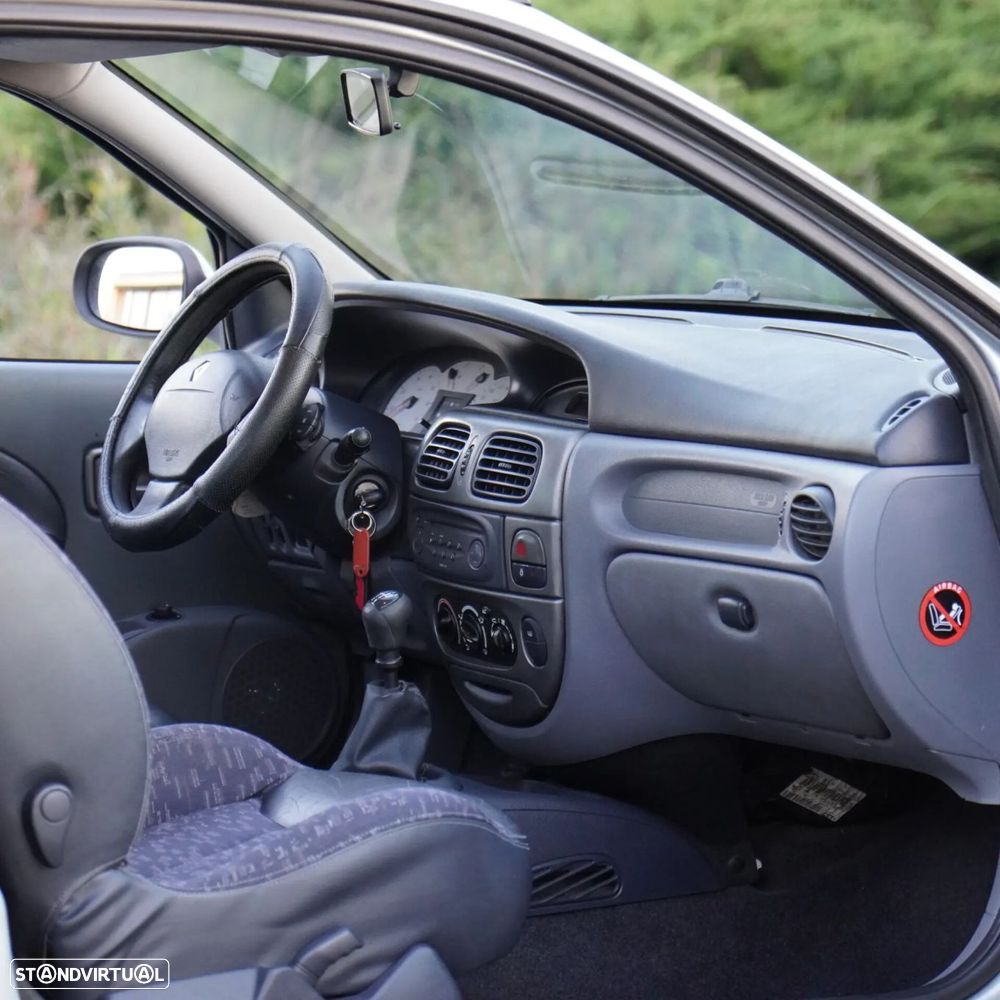 Renault Mégane - 10